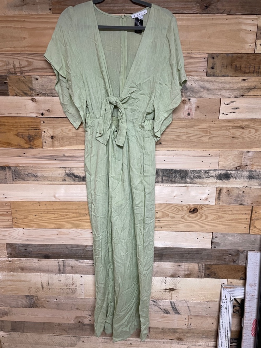 HYFVE size Large Light Sage Green Lightweight Front Tie Short Sleeved Jumper